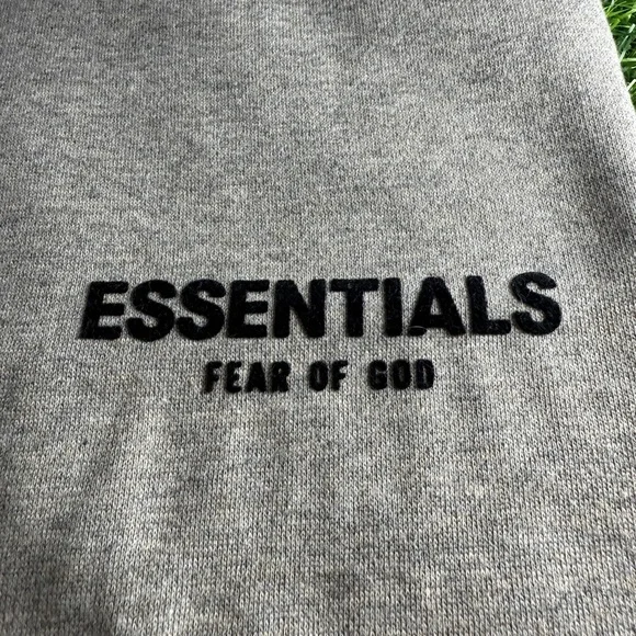 Fear Of God Essentials Dark Oatmeal SS22 Relaxed Sweatpants - Picture 3 of 11